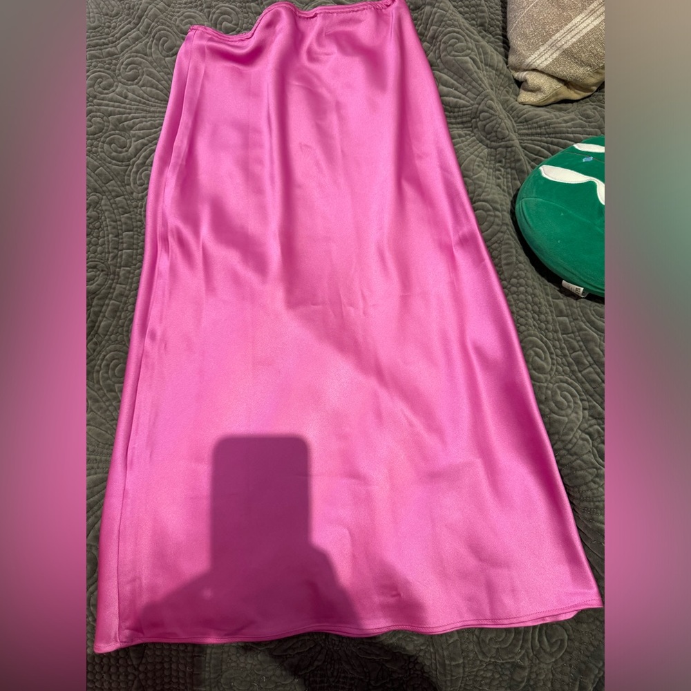 Hot pink silk top shop skirt! Like new. Never worn